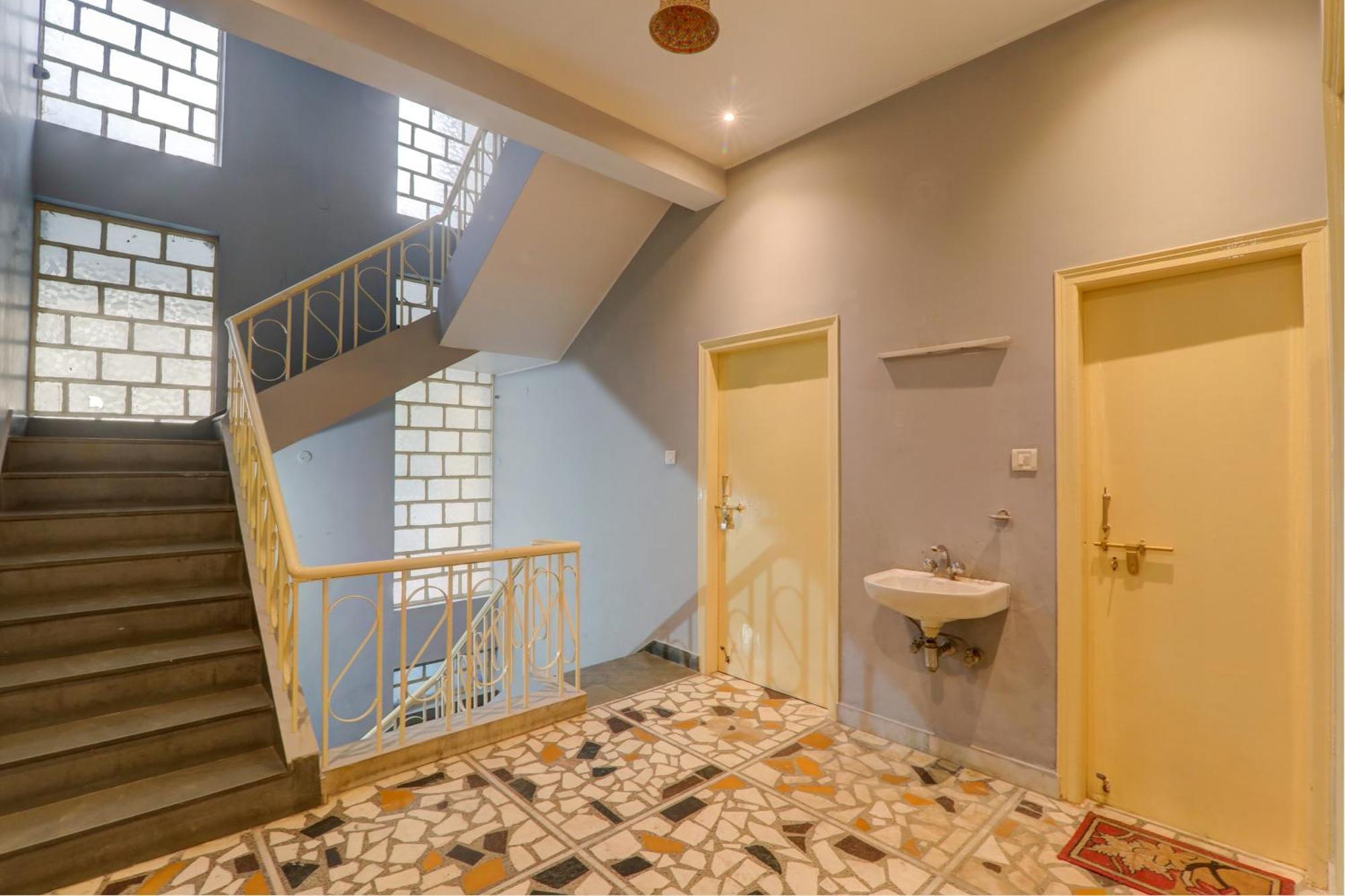 Hotel O Flagship Adbhut Moment Hotel فاراناسي المظهر الخارجي الصورة
