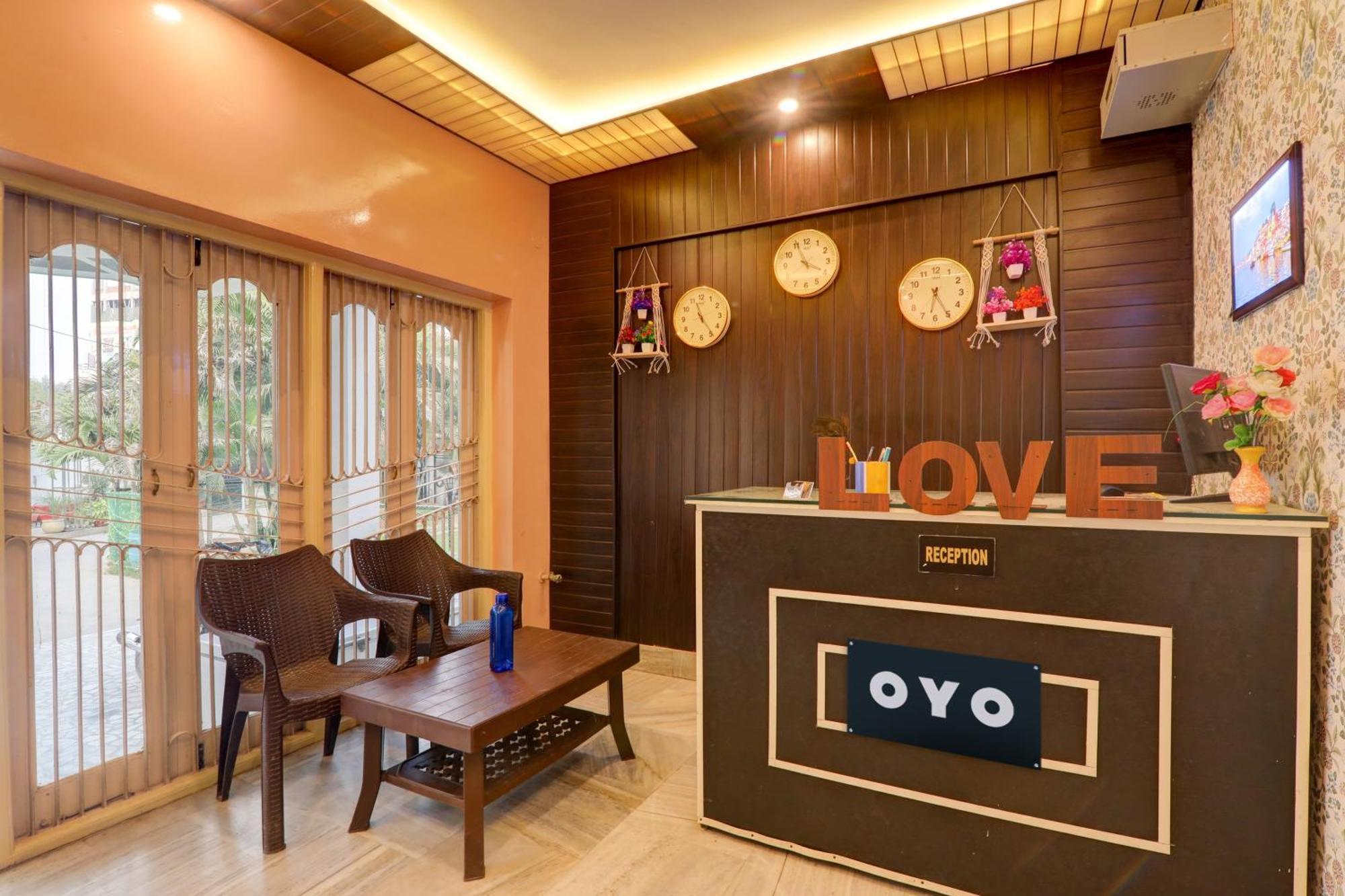 Hotel O Flagship Adbhut Moment Hotel فاراناسي المظهر الخارجي الصورة